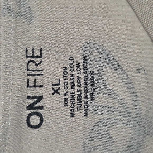 Ladies T Shirt XL Please See Measures ON FIRE - Picture 5 of 6